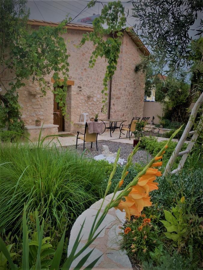 Villa Zacharenia Nikiana Esterno foto